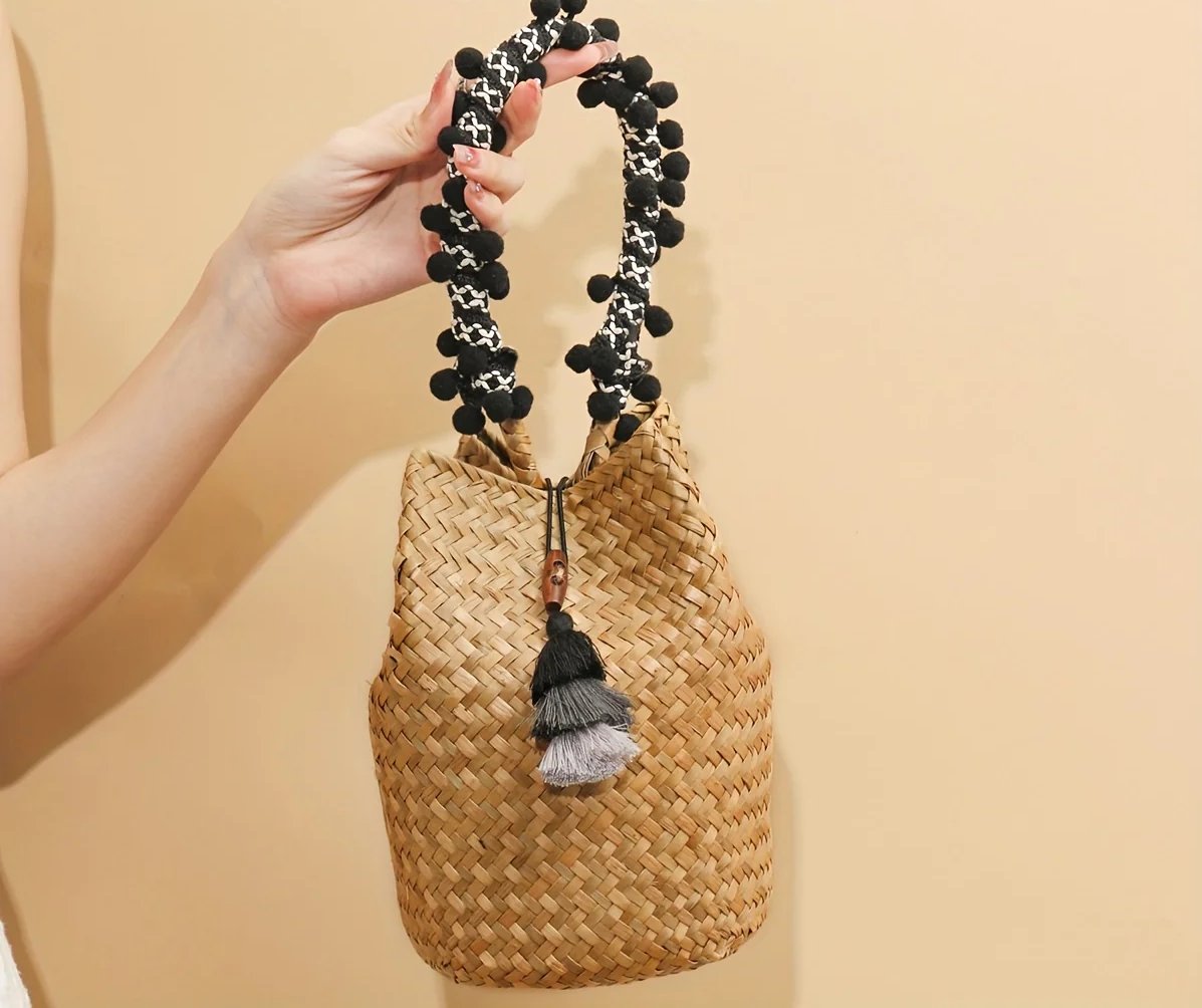 JNIJLI Bohemian Vacation Style Tassel Woven Bucket Bag, Handbag, French Vintage Braided Bag, Versatile for Daily Commute, Fashionable Business Casual, Travel, Beach Wedding, Outing, Holiday