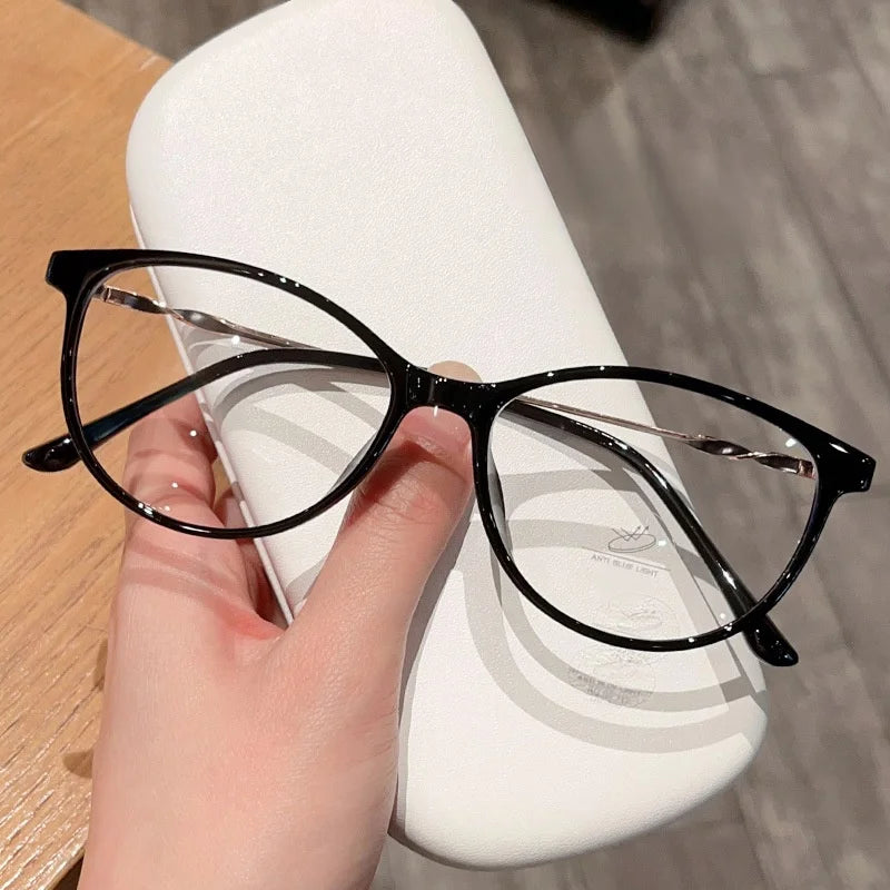 Nueva moda Retro gafas de ojo de gato ultraligeras TR90 gafas transparentes gafas graduadas ópticas montura de mujer 210544