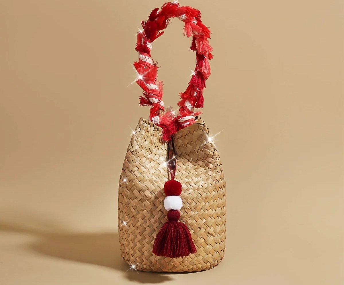 JAIJLI Bohemian Tassel Woven Bucket Bag - Red & White Fringe, Vintage French Style, Perfect for Beach, Wedding, Commute, and Travel, Ideal Gift for Women, Teachers, Friends, and Bridesmaids, Everyday Tote Bag | Bohemian Style